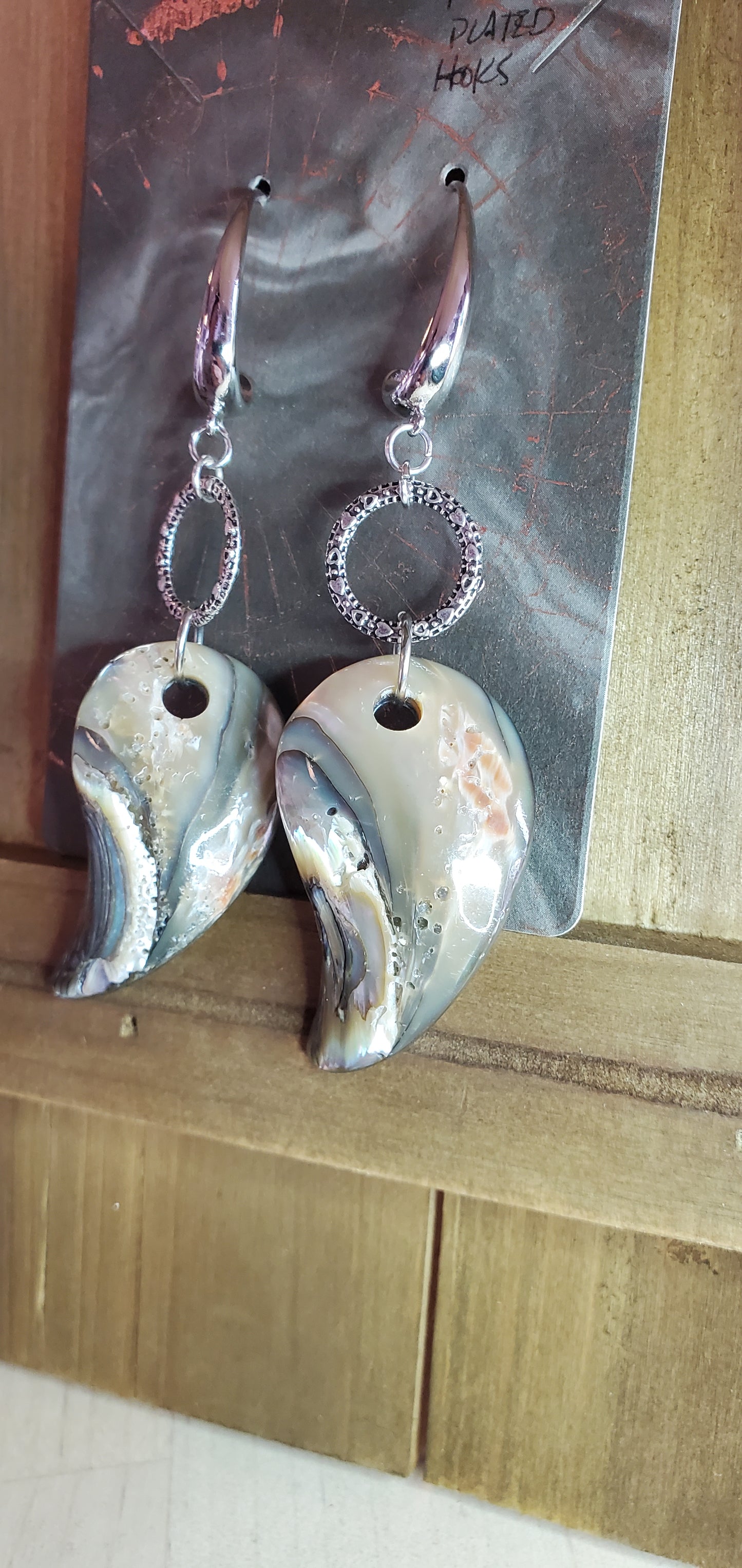 Oyster Shell Earrings with Stunning Pattern