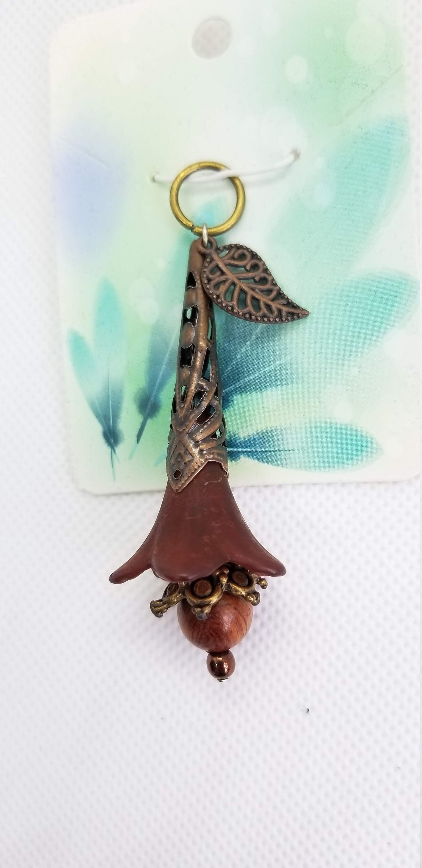 Art Deco Brown Flower Pendant with Wood Bead and leaf