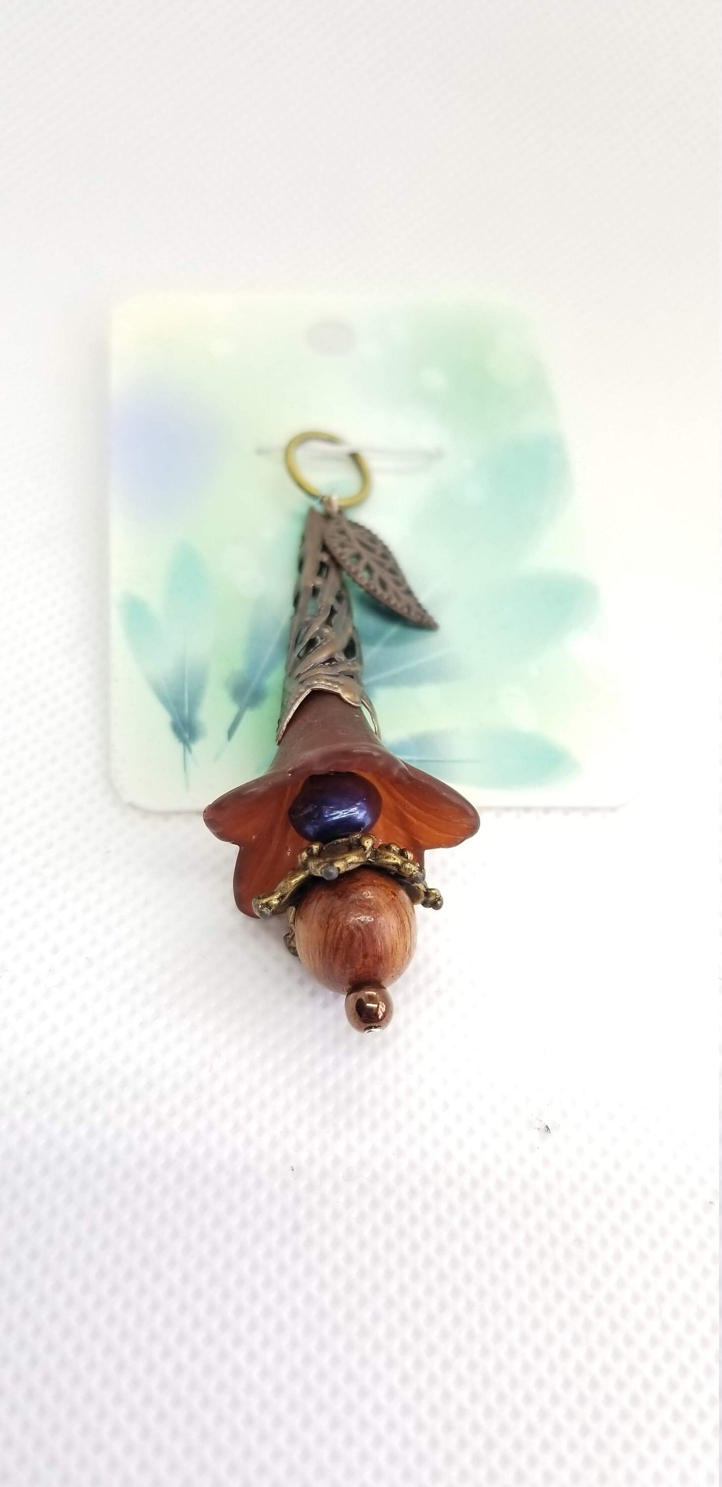 Art Deco Brown Flower Pendant with Wood Bead and leaf