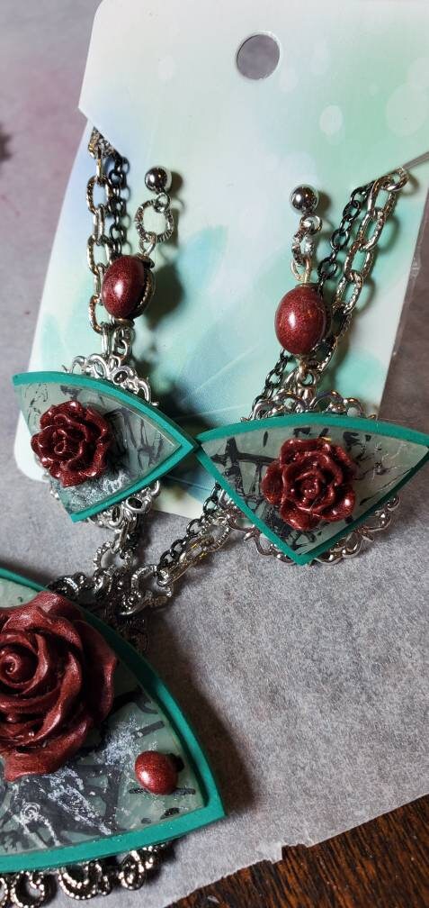 Filigree Rose Polymer Necklace and Earring Set