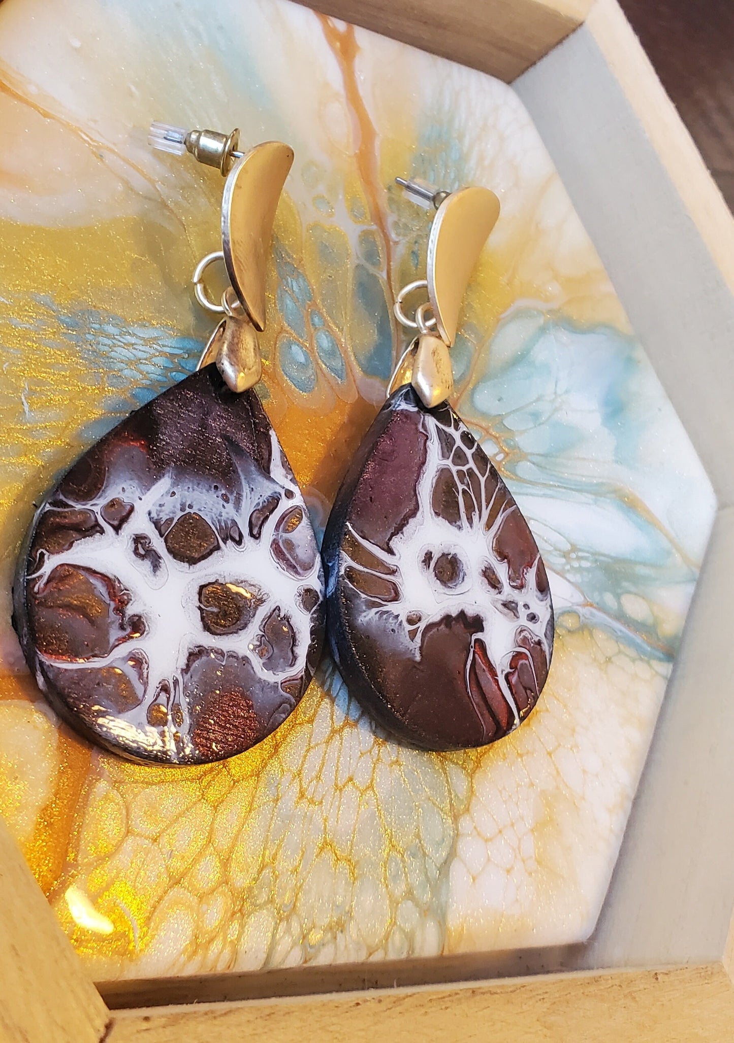 Fluid Art Earrings with Red and Green Chameleon and Gold on Wood